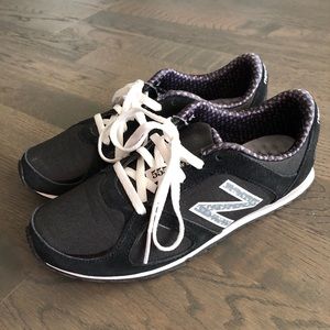 New Balance women’s 555 shoes
